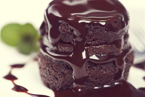 Warm-chocolate-cake