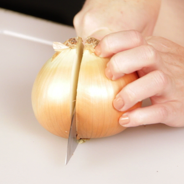 How-Chop-Onion