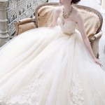 lazaro-bridal-tulle-ball-gown-sweetheart-neck-lace-silk-ribbon-belt-natural-waist-chapel-train-3251_zm