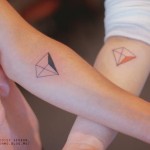 minimalistic-feminine-discreet-tattoo-seoeon-1 (Copy)