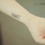 minimalistic-feminine-discreet-tattoo-seoeon-18 (Copy)