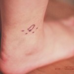 minimalistic-feminine-discreet-tattoo-seoeon-28 (Copy)