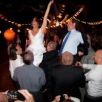 wedding-party-dancing-the-night-away-photographer-issac-hernandez