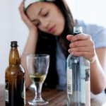 young-girl-drinking-liquor-4665-1409028515 (Copy)