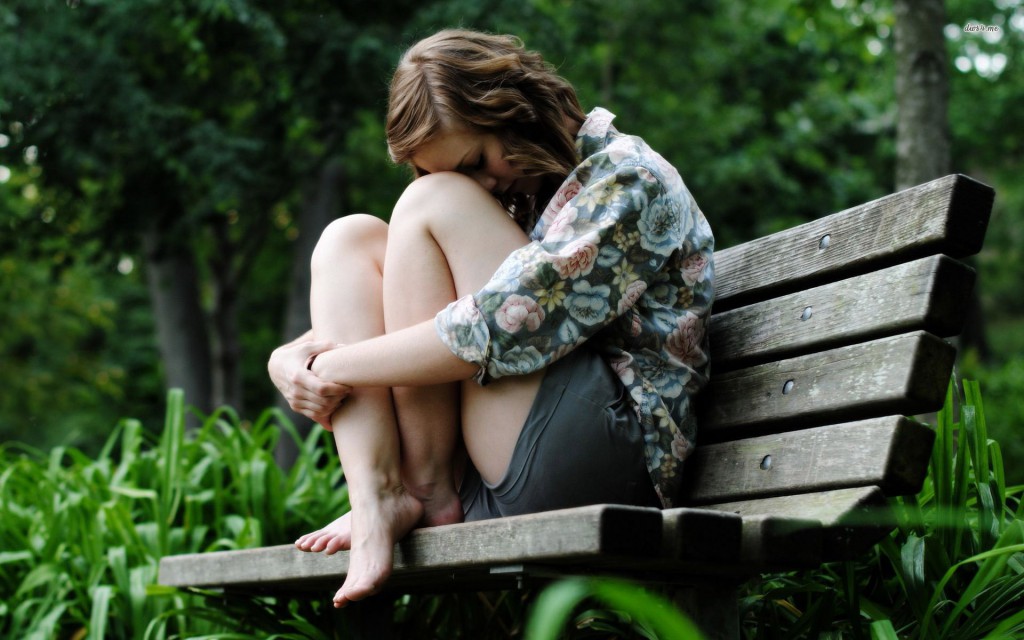 17255-sad-girl-on-a-bench-1920x1200-girl-wallpaper