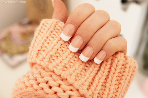 22224-Pretty-French-Tip-Nails