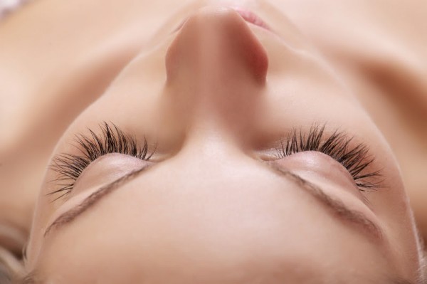 Beautiful-natural-lashes