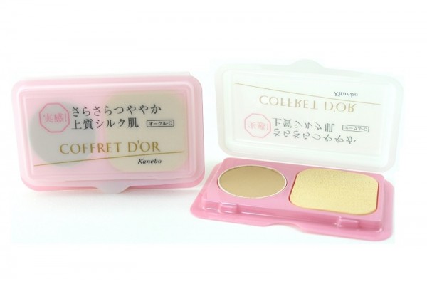 tester-coffret-d-or-silky-lasting-pact-uv-spf-26-pa_0