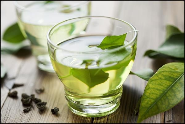 Glass-cup-with-hot-fresh-green-tea