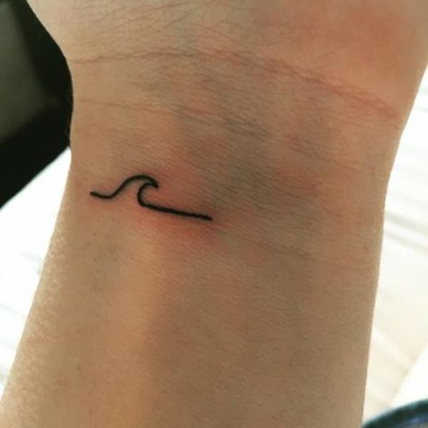 gallery-1436382173-wavesmalltattoos