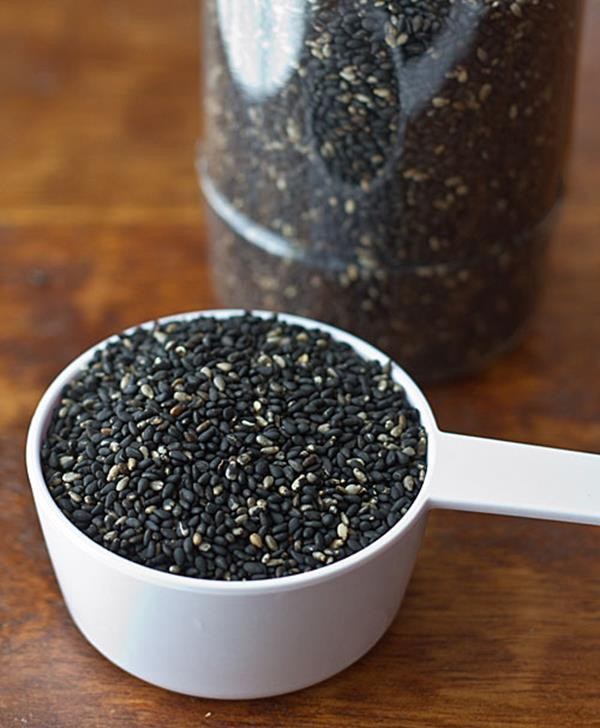 Black-Sesame-Seeds