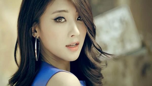 9muses-hyuna