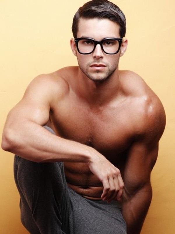 Cool-Mens-Looks-Wearing-Glasses-1