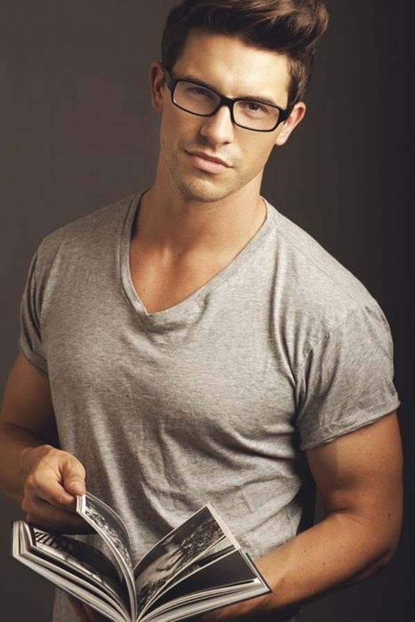 Cool-Mens-Looks-Wearing-Glasses-32