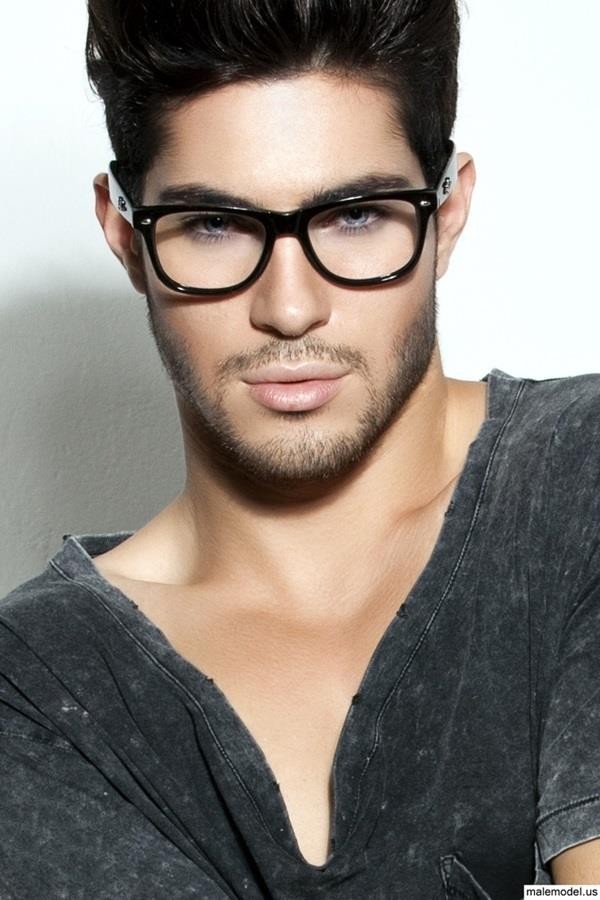 Cool-Mens-Looks-Wearing-Glasses-36