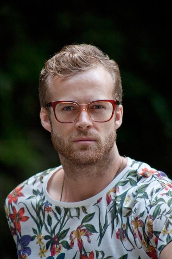 Cool-Mens-Looks-Wearing-Glasses-41