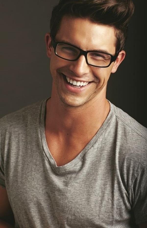 Cool-Mens-Looks-Wearing-Glasses-6