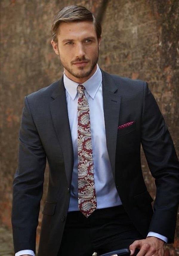 Dynamic-Mens-Hairstyles-Works-with-Suits-27