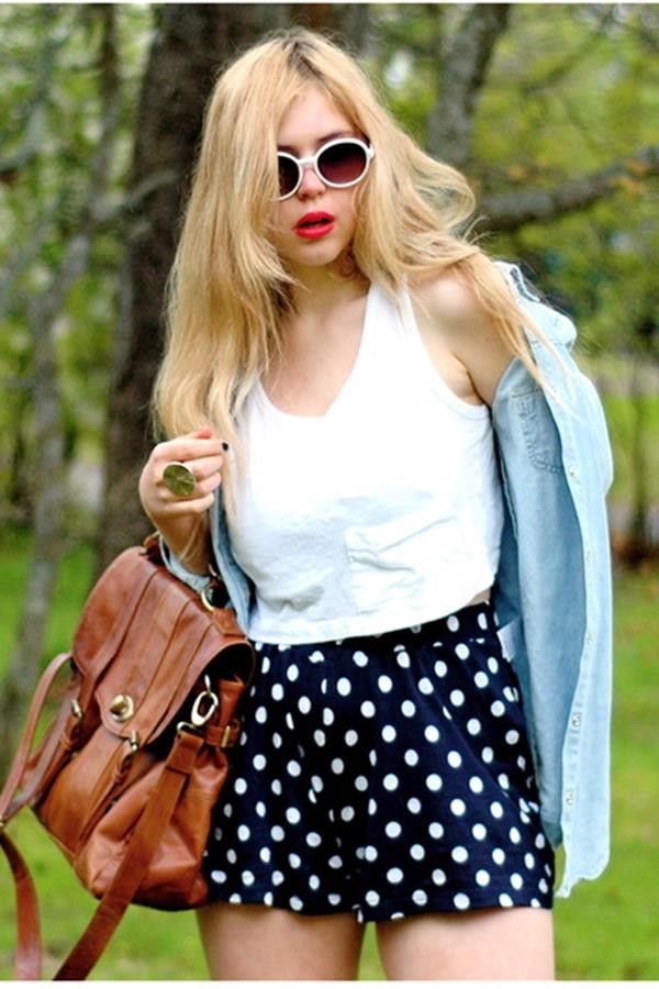 light-blue-denim-borrowed-shirt-brown-satchel-wera-bag-navy-polka-dot-weekda_400