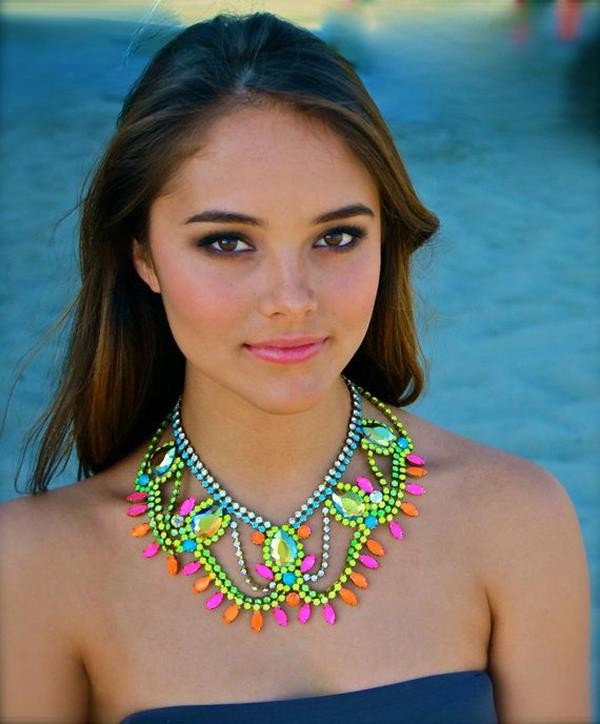 neon-collar-necklace