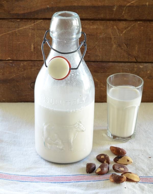 Brazil-Nut-Milk-95011