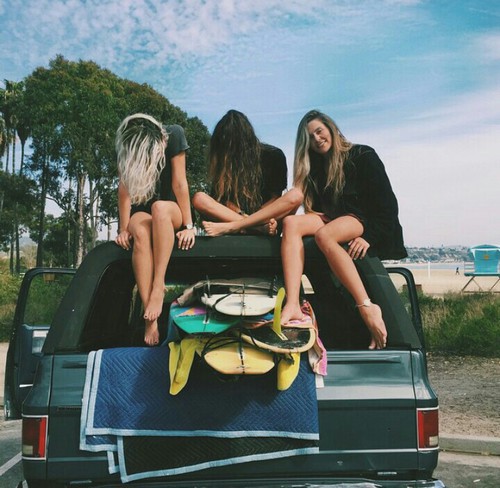 beach-best-friends-blonde-board-Favim.com-2938297