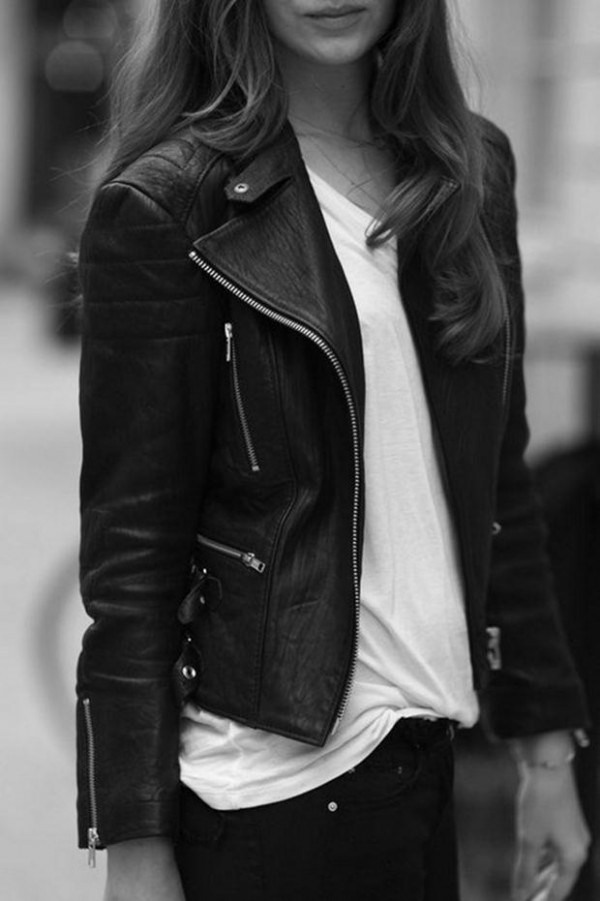 A-simple-white-tshirt-really-makes-the-black-leather-jacket-stand-out