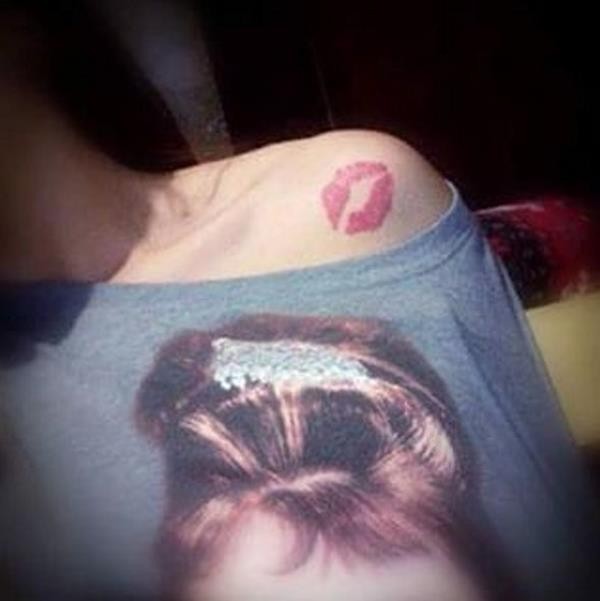 Lipstick-Print-Tattoo-Ideas (4)