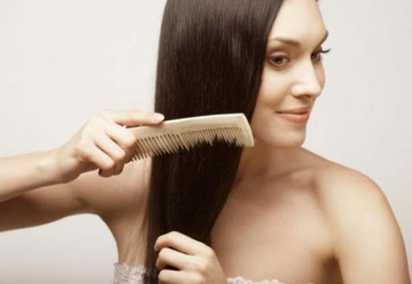 girl-brushing-hair