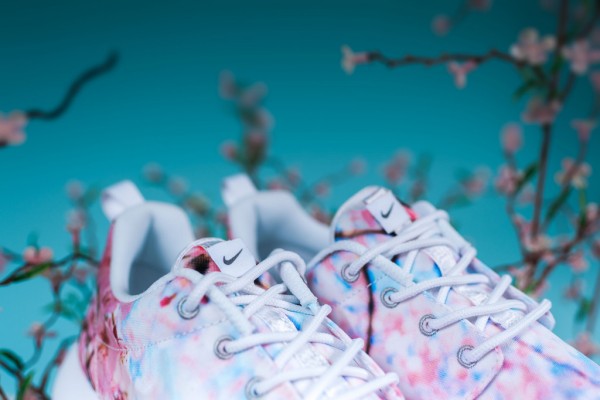 nike-wmns-cherry-blossom-collection-21