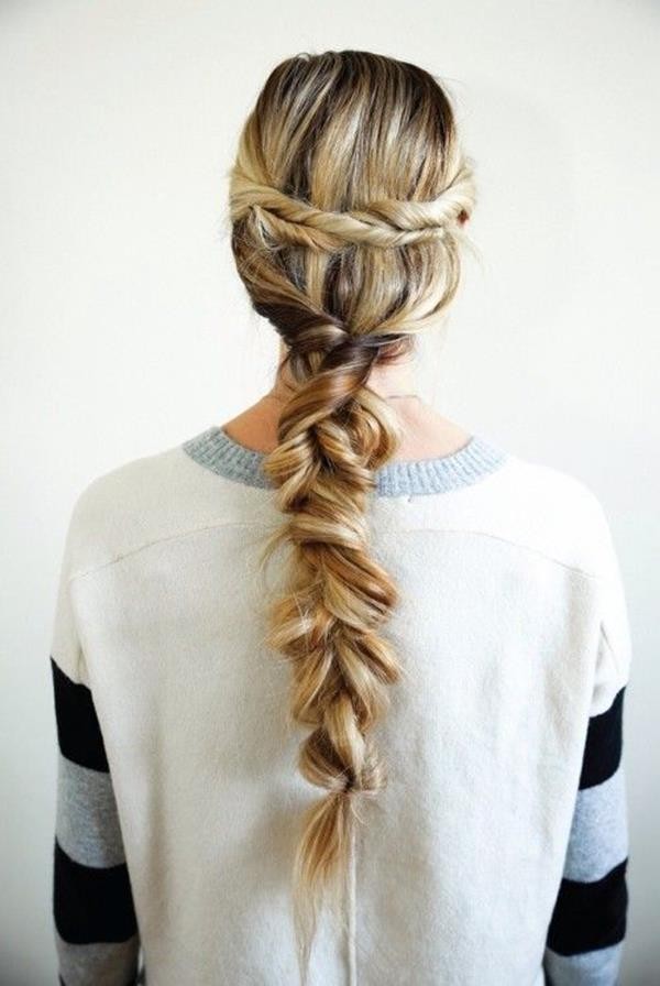 10-Lovely-Ponytail-Hair-Ideas-For-Long-Hair-12