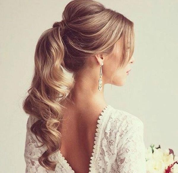 10-Lovely-Ponytail-Hair-Ideas-For-Long-Hair11