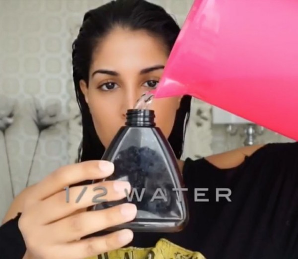 gallery-1461950417-listerine-dandruff-2