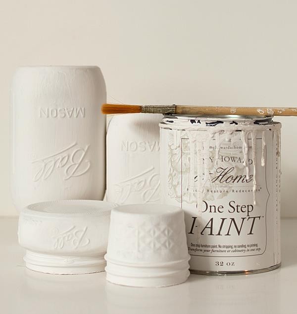 mason-jar-crafts-painted-distressed-bathroom-organizer-soap-dispenser-toothbrush-holder-5-of-11 (Copy)