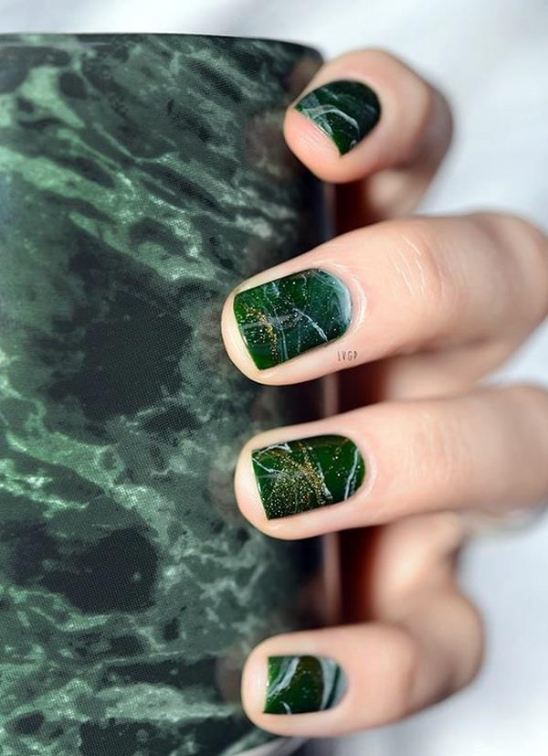 Marble-Nail-Art-Designs-18