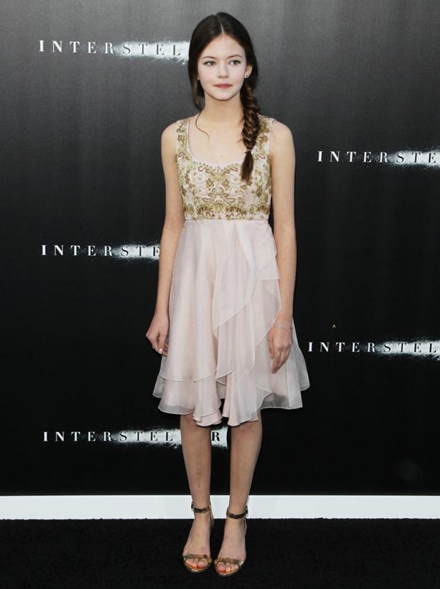 mackenzie-foy-premiere-interstellar-02