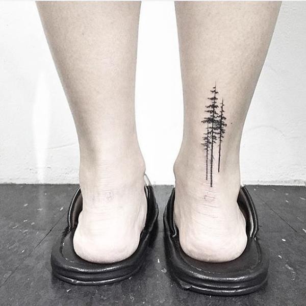 tiny-foot-tattoo-ideas-105-57517dfd18cf3__605 (Copy)