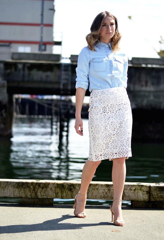 Lace-Skirt-Outfit-Idea-with-a-Blouse