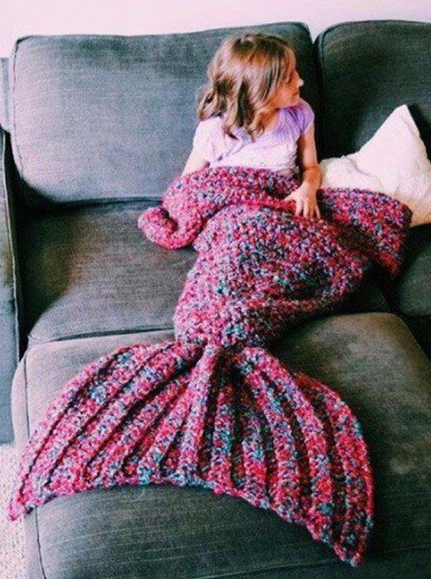 Crochet-Mermaid-Tail-Blanket-Pattern-