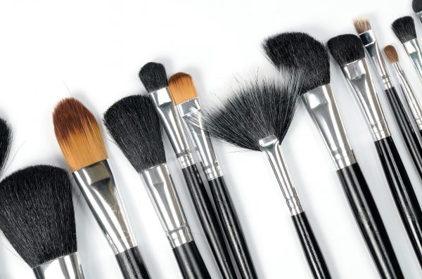 Makeup-Brush-Cleaner