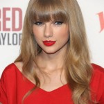 Taylor-Swift-Red-Dress-and-Red-Lipstick (Copy)