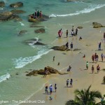 Thailand_Hua_Hin_beach__tourists_0293_2 (Custom)