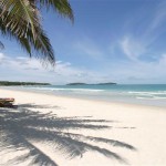 World___Thailand_Sandy_beach_in_the_resort_of_Hua_Hin__Thailand_061796_ (Custom)