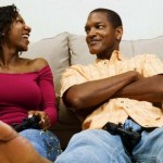 black-couple-playing-video-game-1200×661 (Copy)