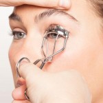 how-to-curl-eyelashes