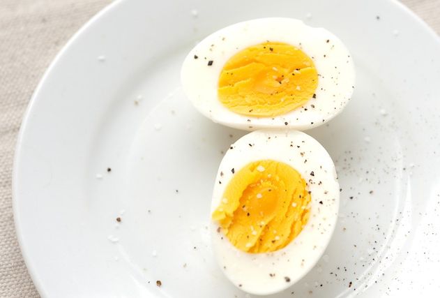 Boiled-Egg-healthy-food-631x427