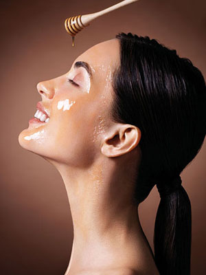 how-to-make-a-honey-mask-for-skin-treatment