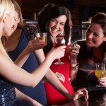 girls-at-the-bar