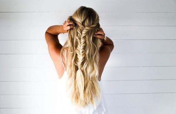 194500-Blonde-Fishtail-Braid