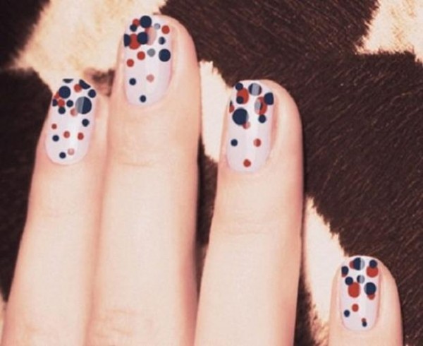 uneven-polka_dots_nails
